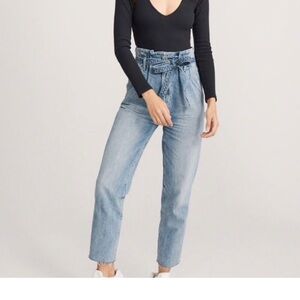 Abercrombie & Fitch Light Blue Women Mom Jeans